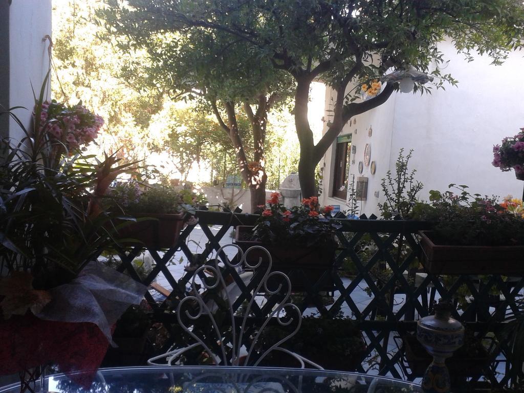 B&B Albatros Λίπαρι Δωμάτιο φωτογραφία